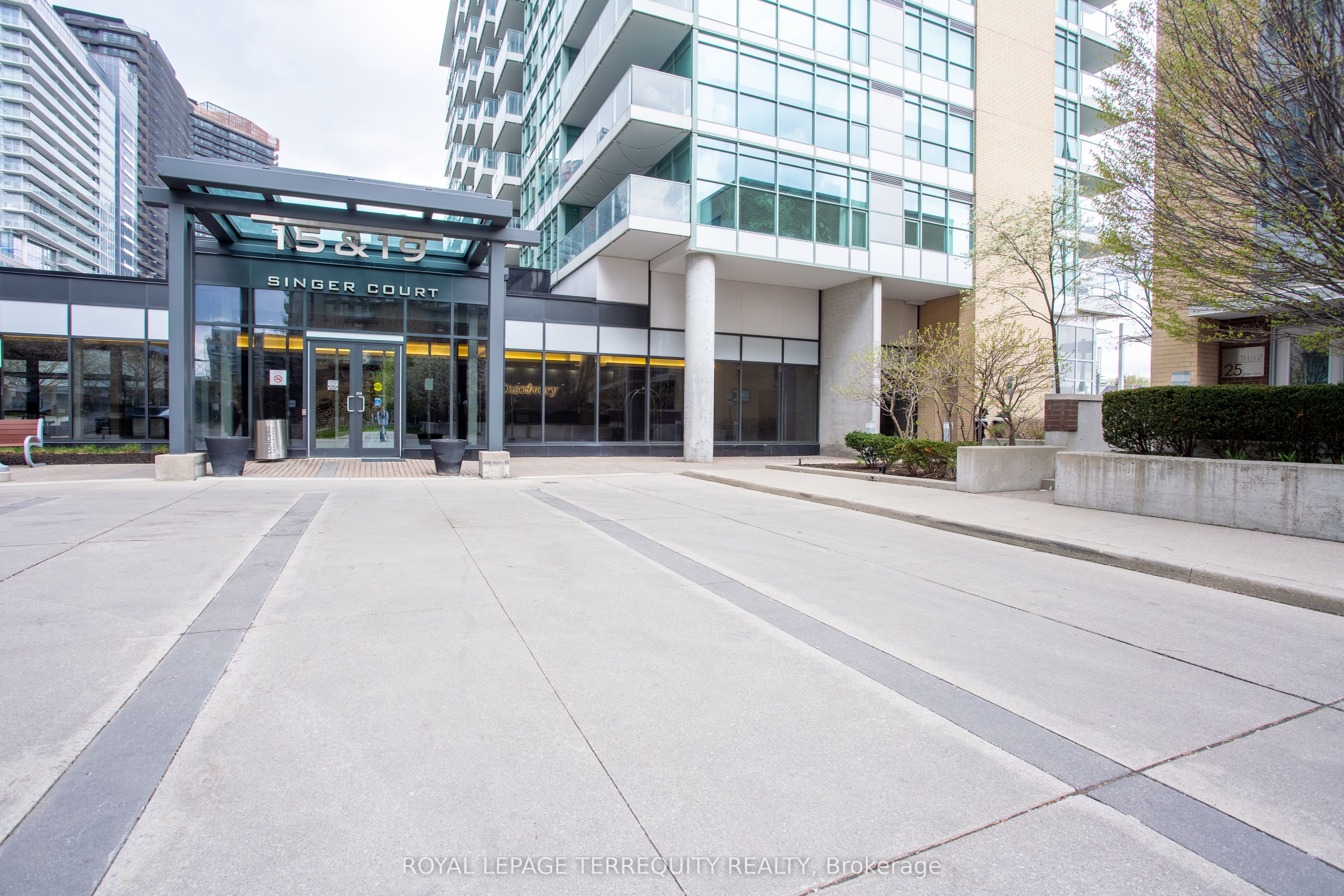 Additional image 2 of 221-19 Singer Court, Toronto, ON, M2K 0B2