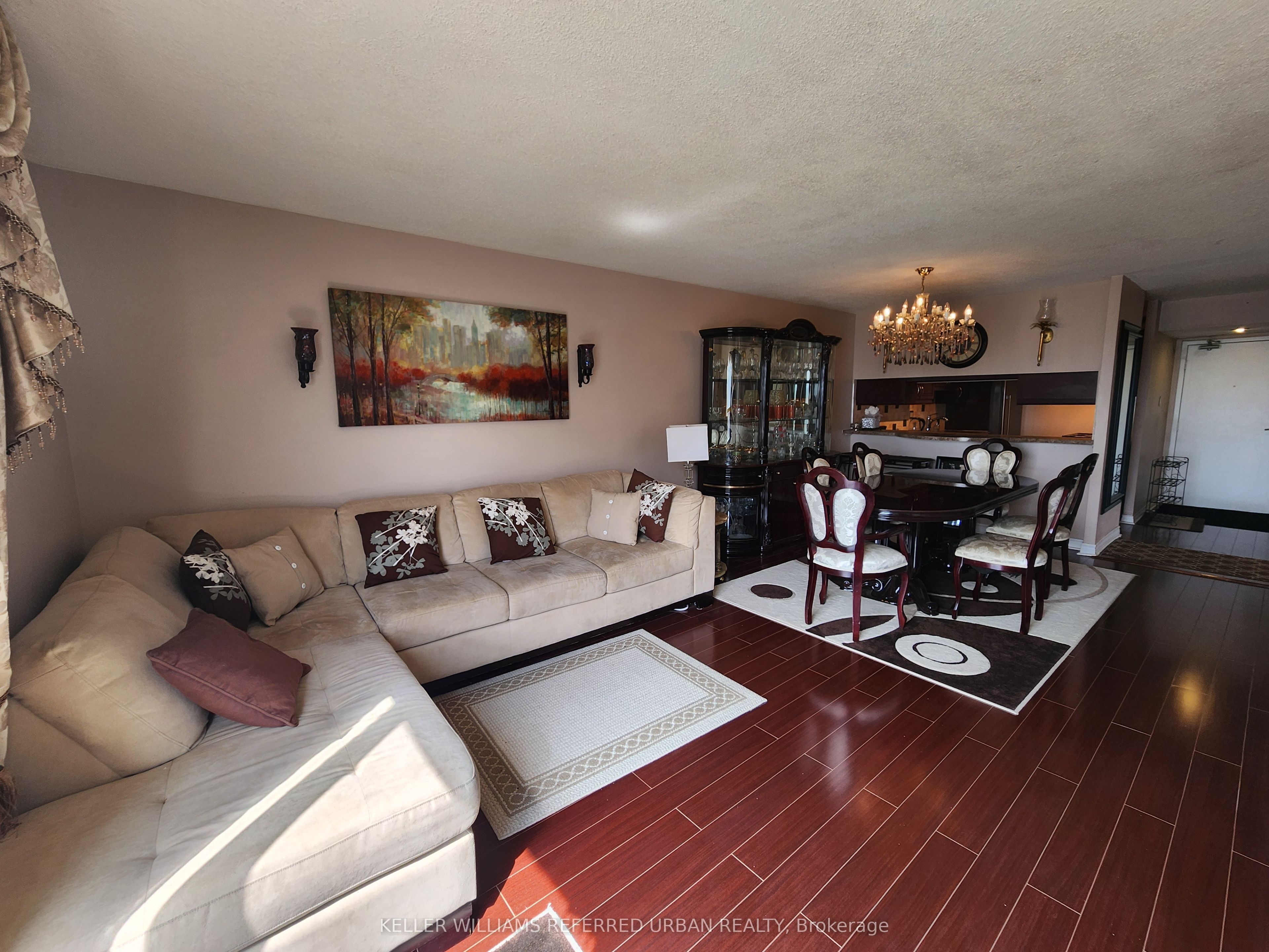 1609-10 Martha Eaton Way, Toronto, ON, M6M 5B3
