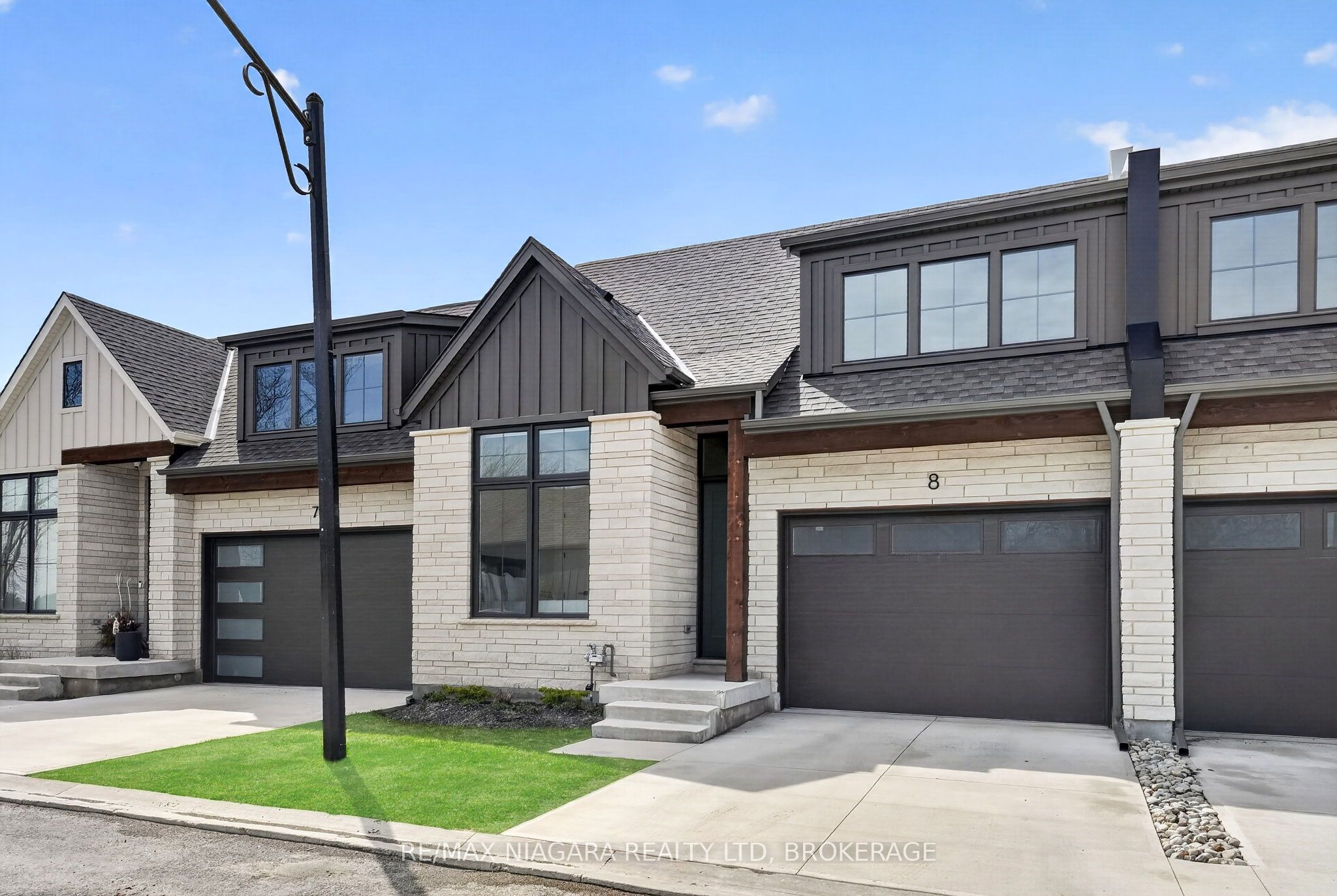 8-41 Ivy Crescent, Thorold, ON, L2V 0J9 photo 2