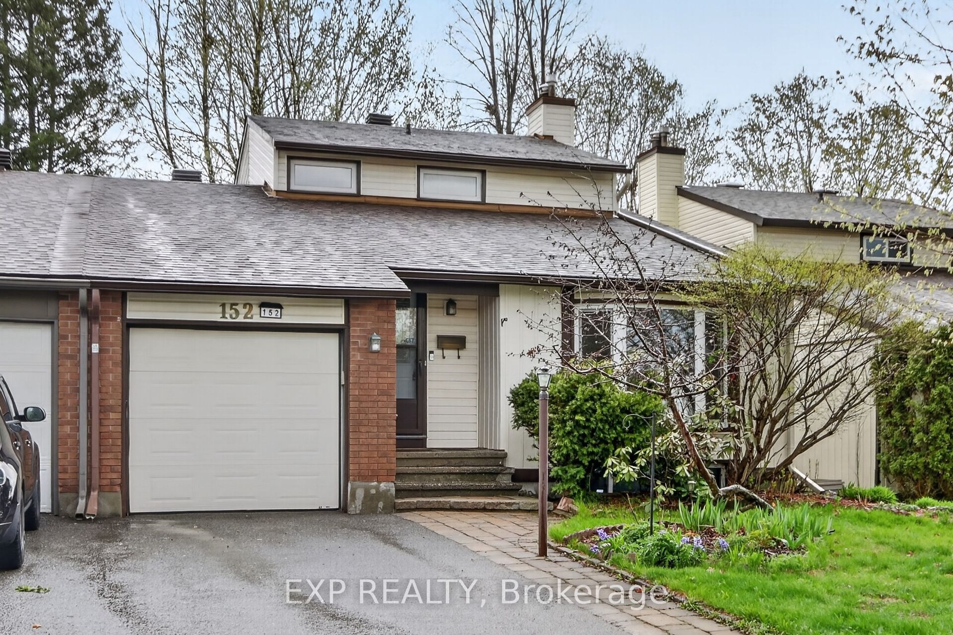 Additional image 2 of 152 Burnetts Gr Circle, Ottawa, ON, K2J 1S9