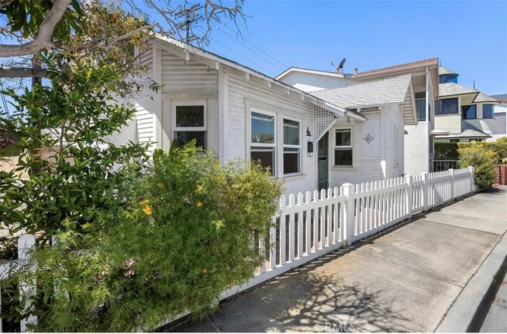 Additional image 4 of 805 W Bay Ave, Newport Beach, CA 92661