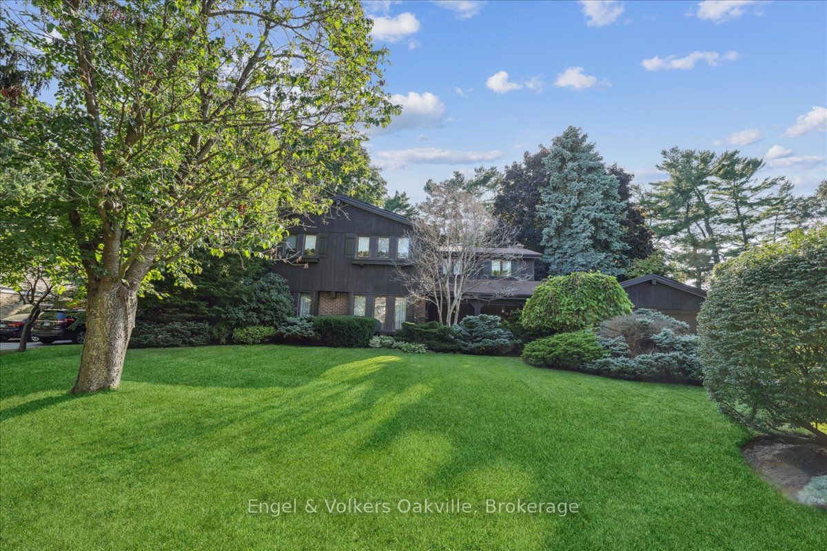 250 Gatestone Avenue, Oakville, ON, L6J 5R9