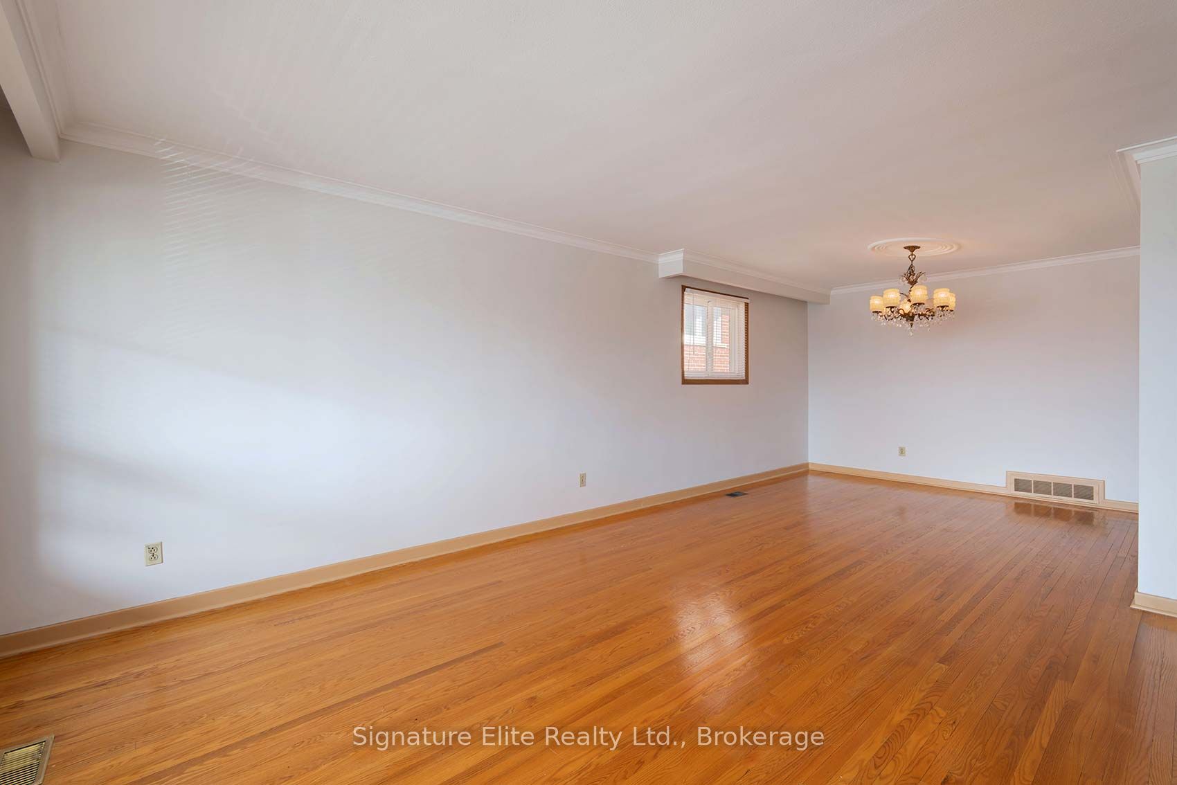 Additional image 5 of 255 Culford Road, Toronto, ON, M6L 2V1