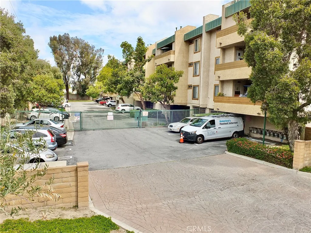 Additional image 45 of 12121 Centralia Street Unit 206, Lakewood, CA 90715