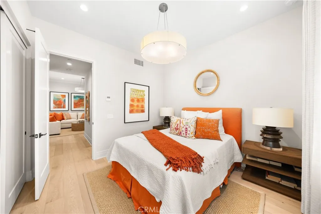 Additional image 73 of 137 Prestigo, Irvine, CA 92602