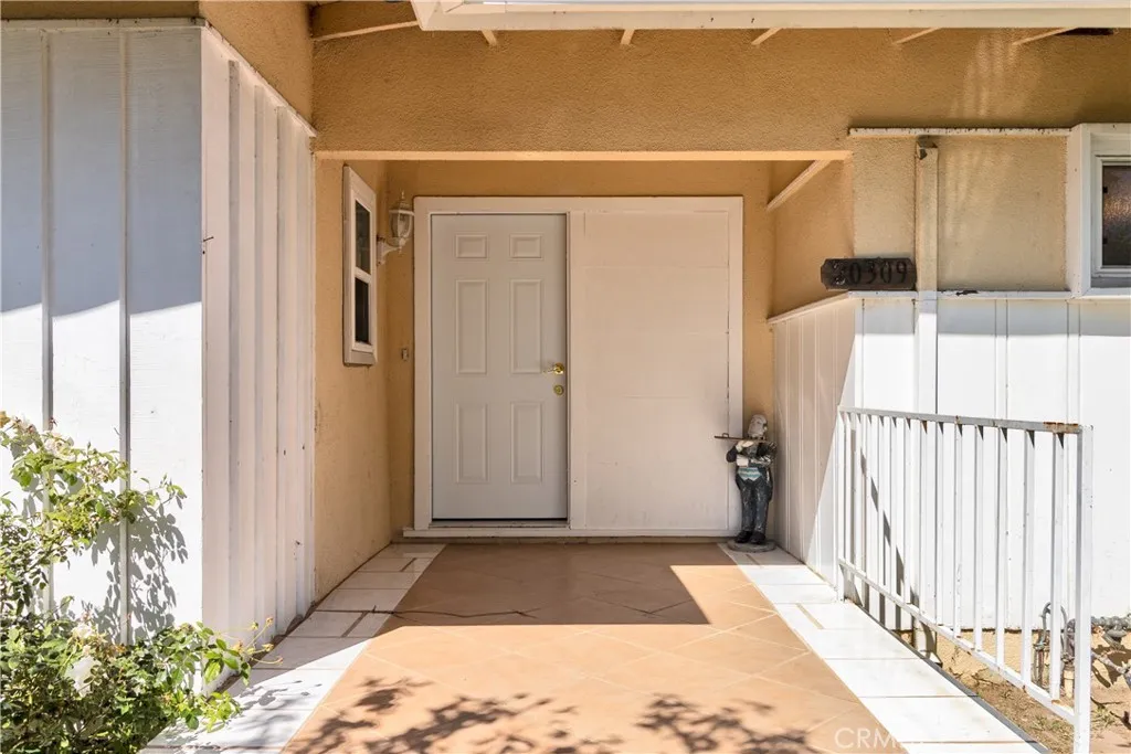 Additional image 52 of 20309 Roscoe Blvd, Winnetka, CA 91306