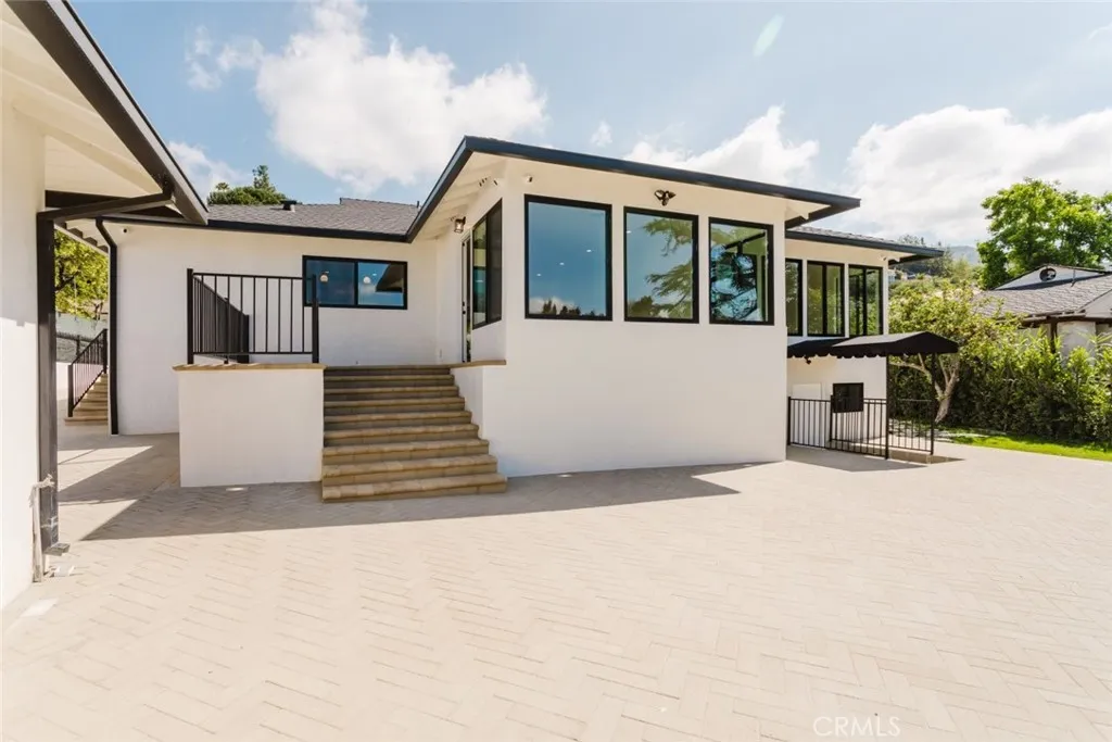 Additional image 95 of 941 Sherlock Drive, Burbank, CA 91501
