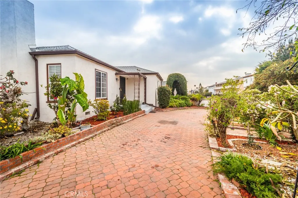 Additional image 51 of 870 N Alexandria Avenue, Los Angeles, CA 90029