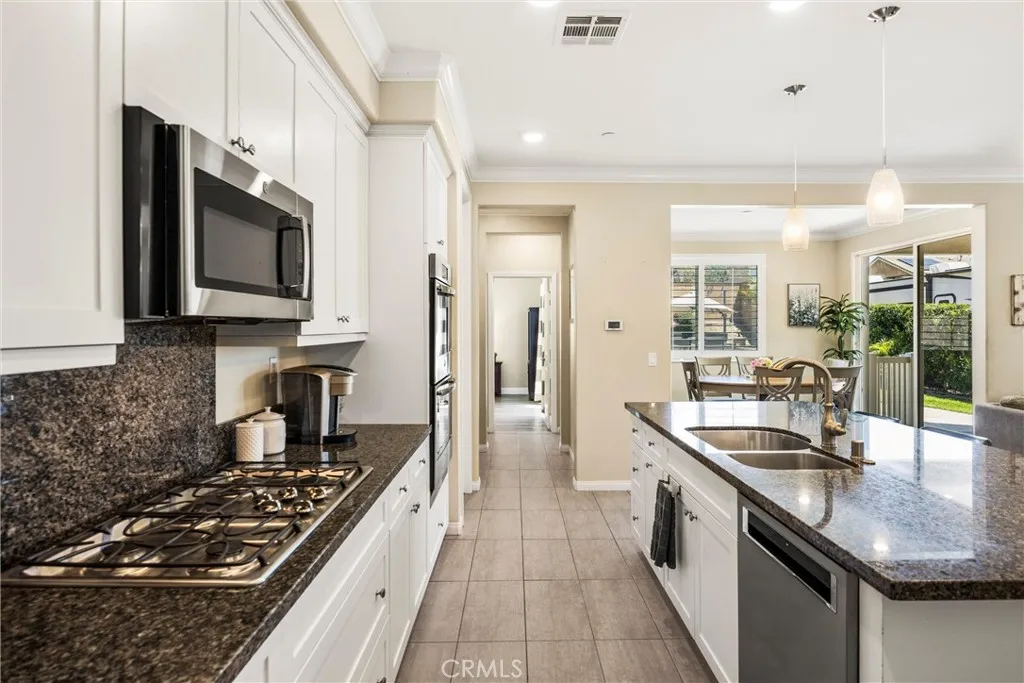 Additional image 16 of 5377 Strawberry Way, Fontana, CA 92336