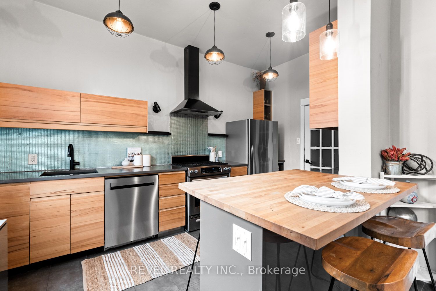 Additional image 5 of 89 Foxley Street, Toronto, ON, M6J 1P9