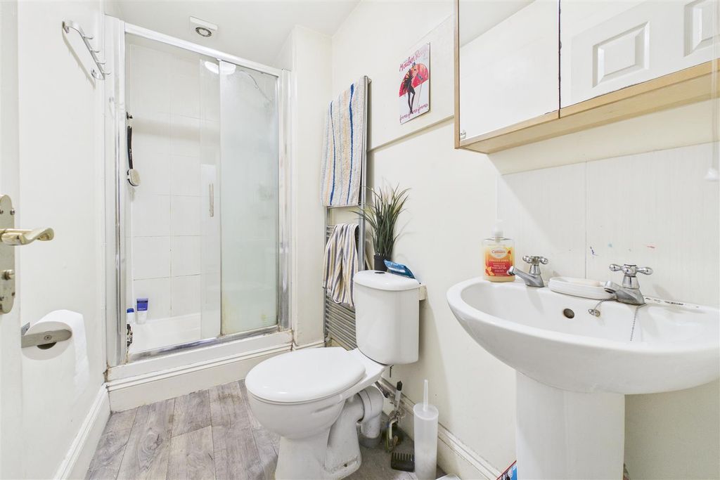 Additional image 12 of 7 bed terraced house for saleGloucester Road, Horfield, Bristol BS7