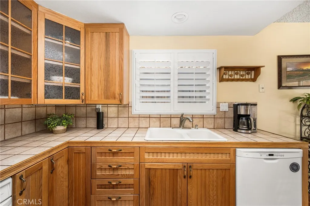 Additional image 46 of 161 Breezewood St, Corona, CA 92879