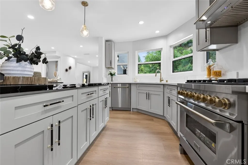 Additional image 14 of 17064 Escalon Drive, Encino, CA 91436