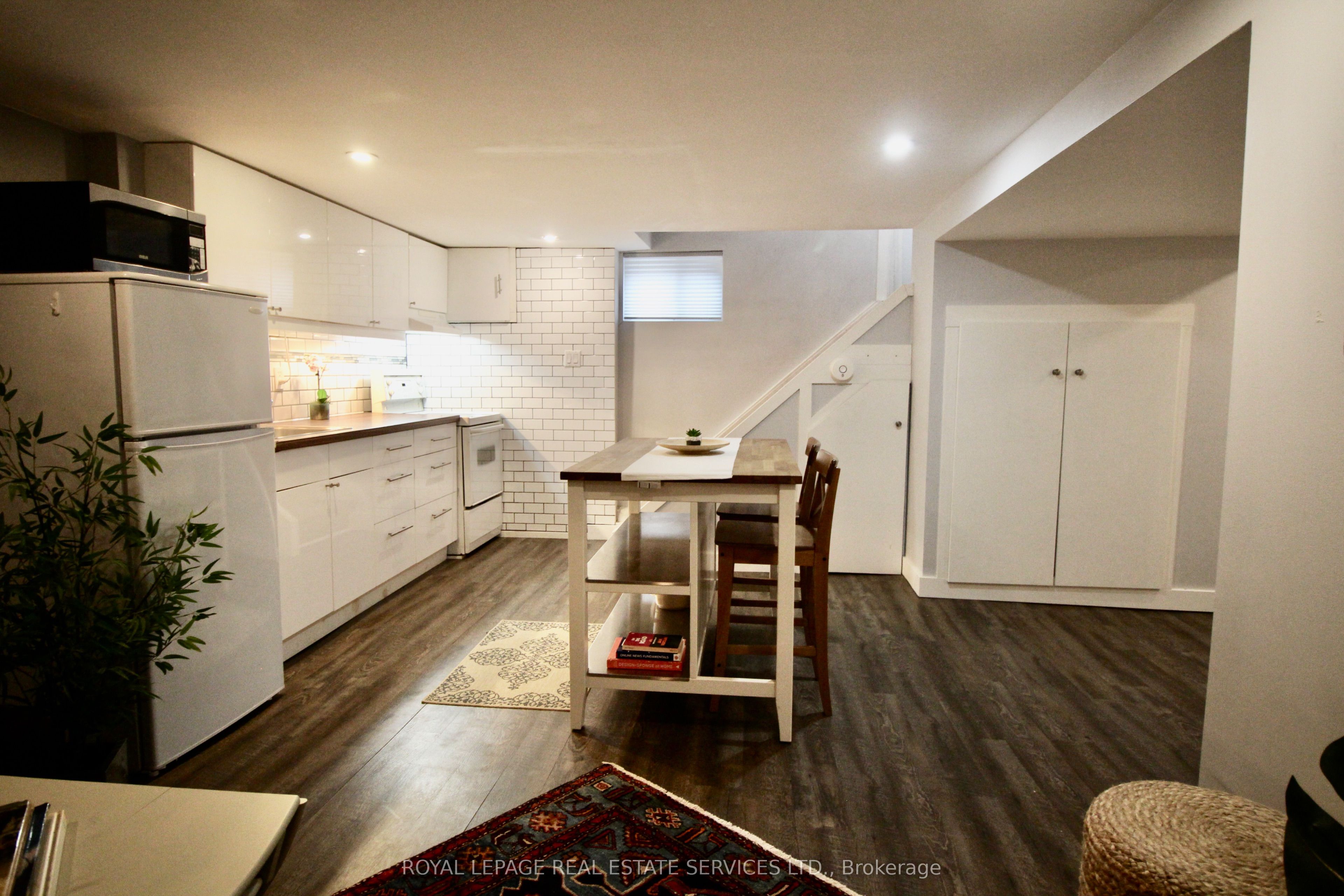 Additional image 6 of Lower-170 Fairview Avenue, Toronto, ON, M6P 3A5