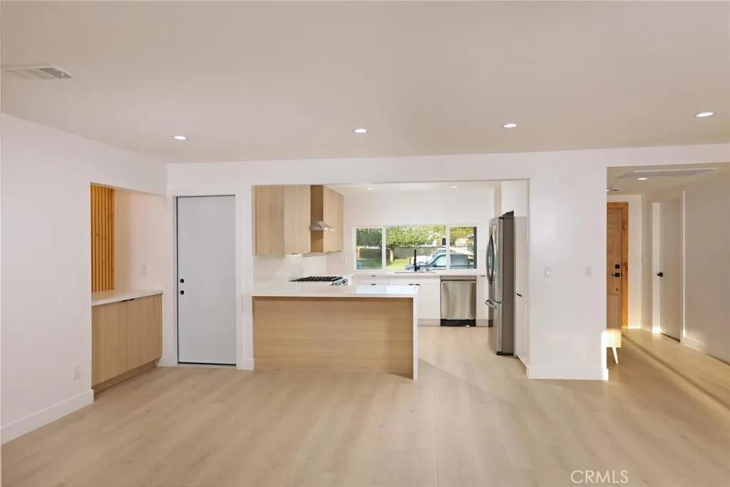 Additional image 52 of 10415 Bevis Avenue, Mission Hills (San Fernando), CA 91345