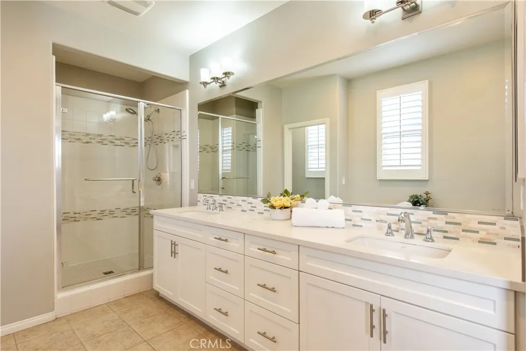 Additional image 75 of 68 Origin, Irvine, CA 92618