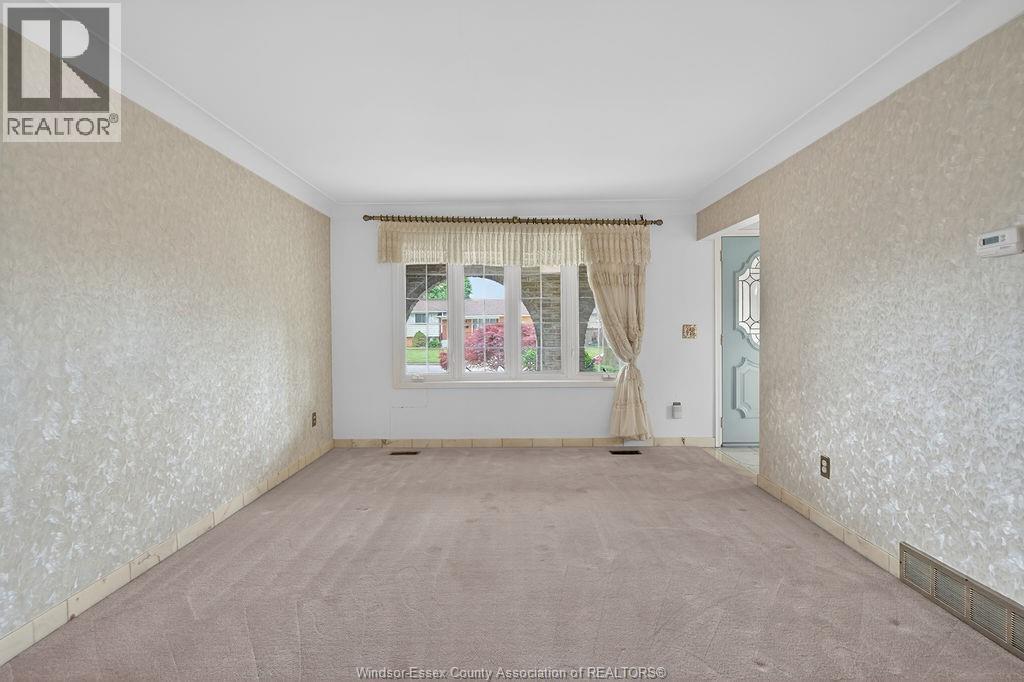 Additional image 6 of 10626 Keating Crescent, Windsor, ON, N8R1T5