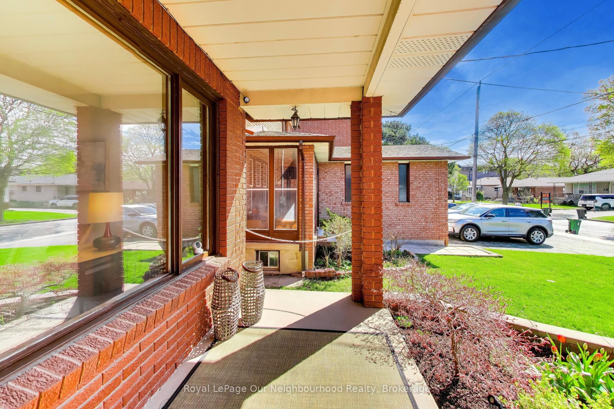 Additional image 3 of 32 Madawaska Avenue, Toronto, ON, M2M 2P9
