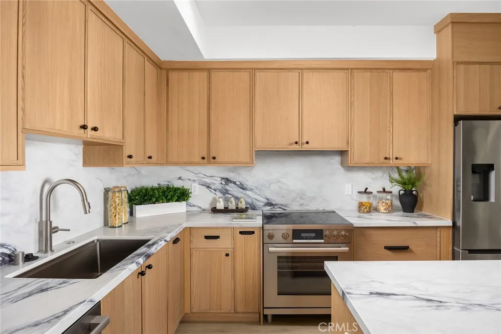 Additional image 19 of 826 Sunset Blvd Unit A, Arcadia, CA 91007