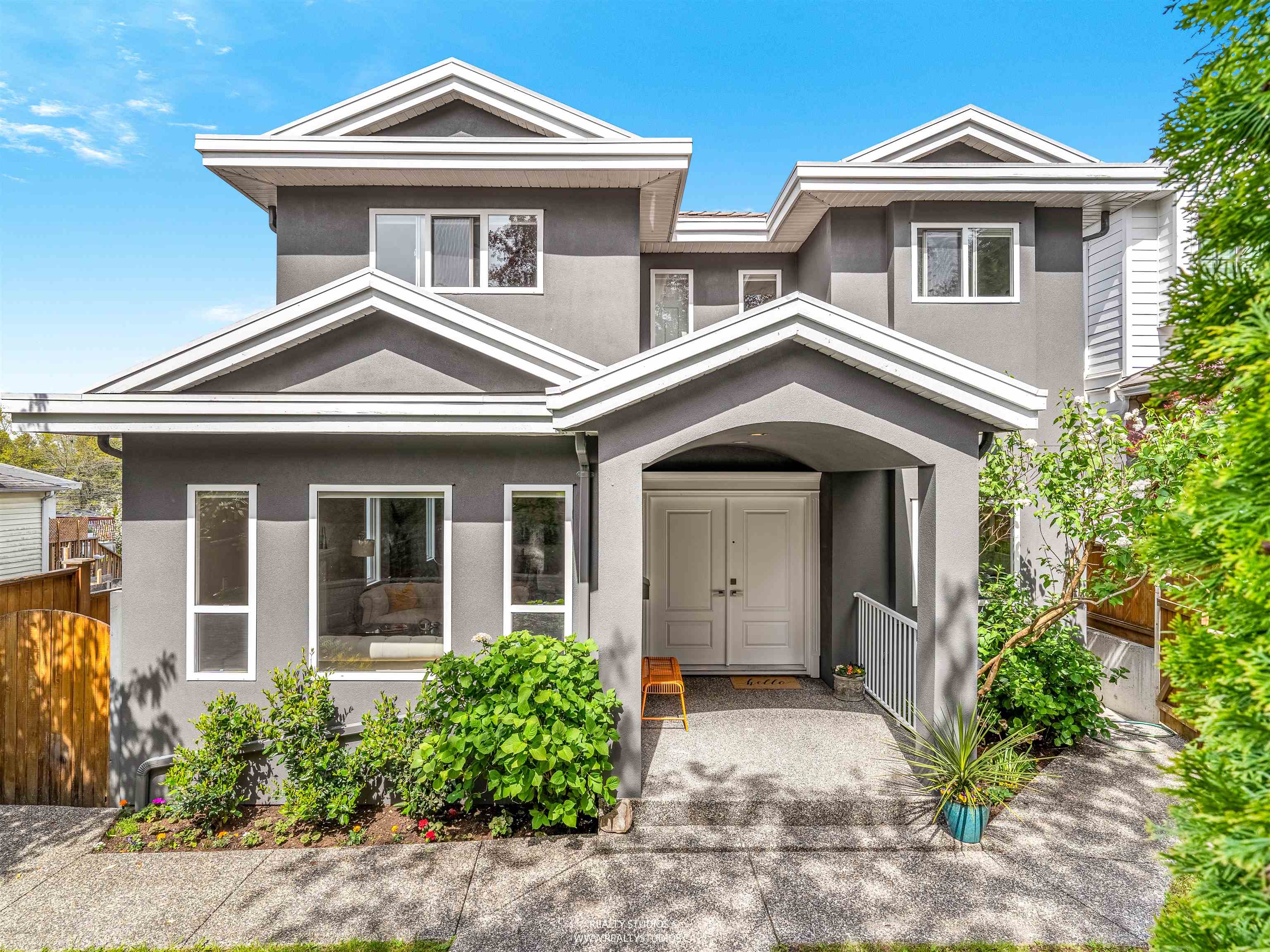 Additional image 2 of 627 30th Avenue E, Vancouver, BC, V5V 2V7