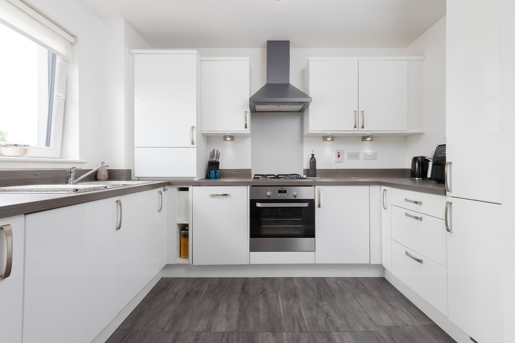 Additional image 9 of 2 bed flat for saleCrowe Place, Laurieston, Falkirk FK2