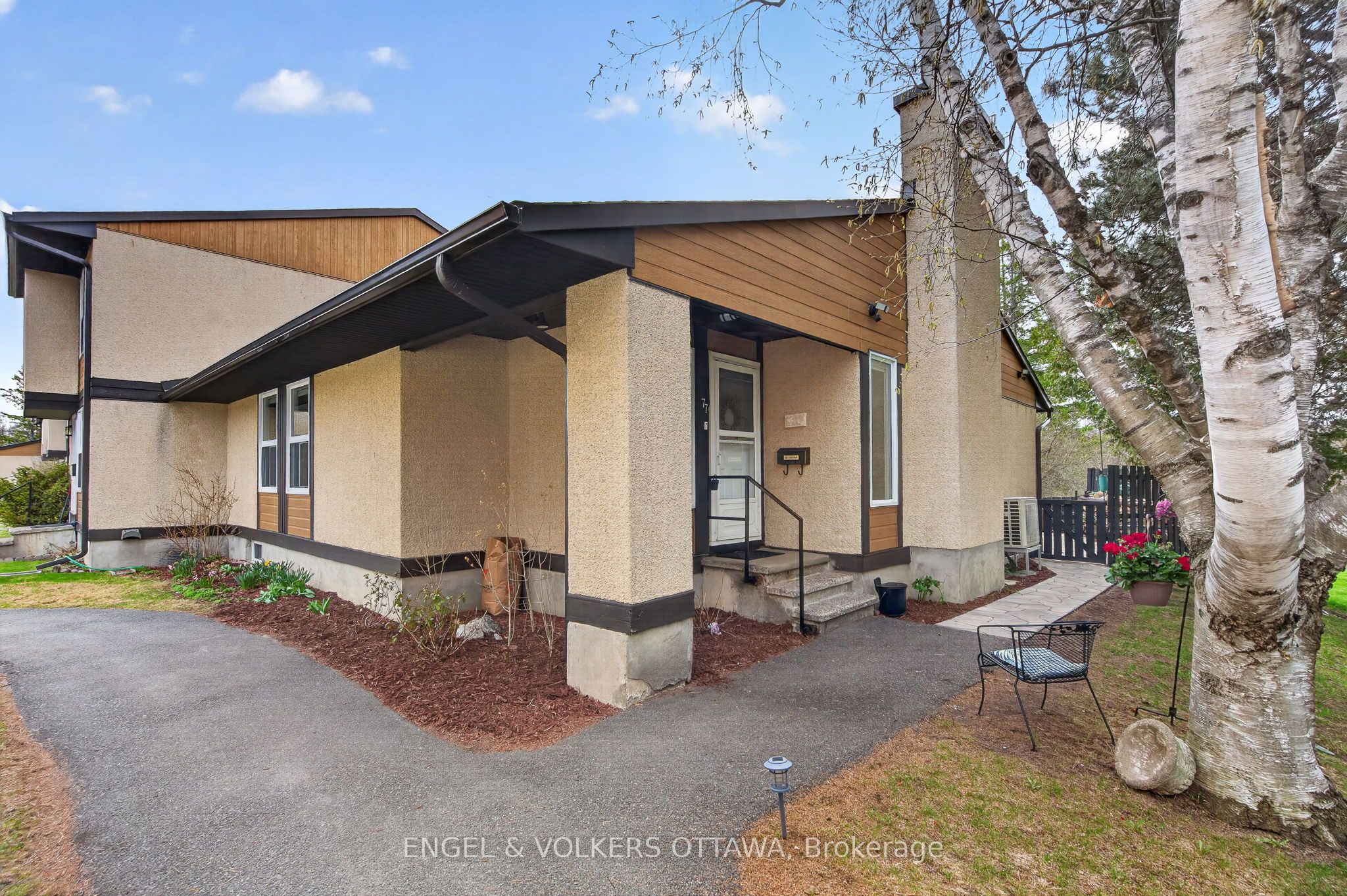 77-3344 Uplands Drive, Ottawa, ON, K1V 9R9