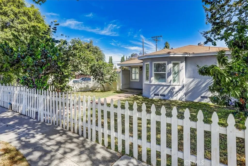 301 E Forhan Street, Long Beach, CA 90805