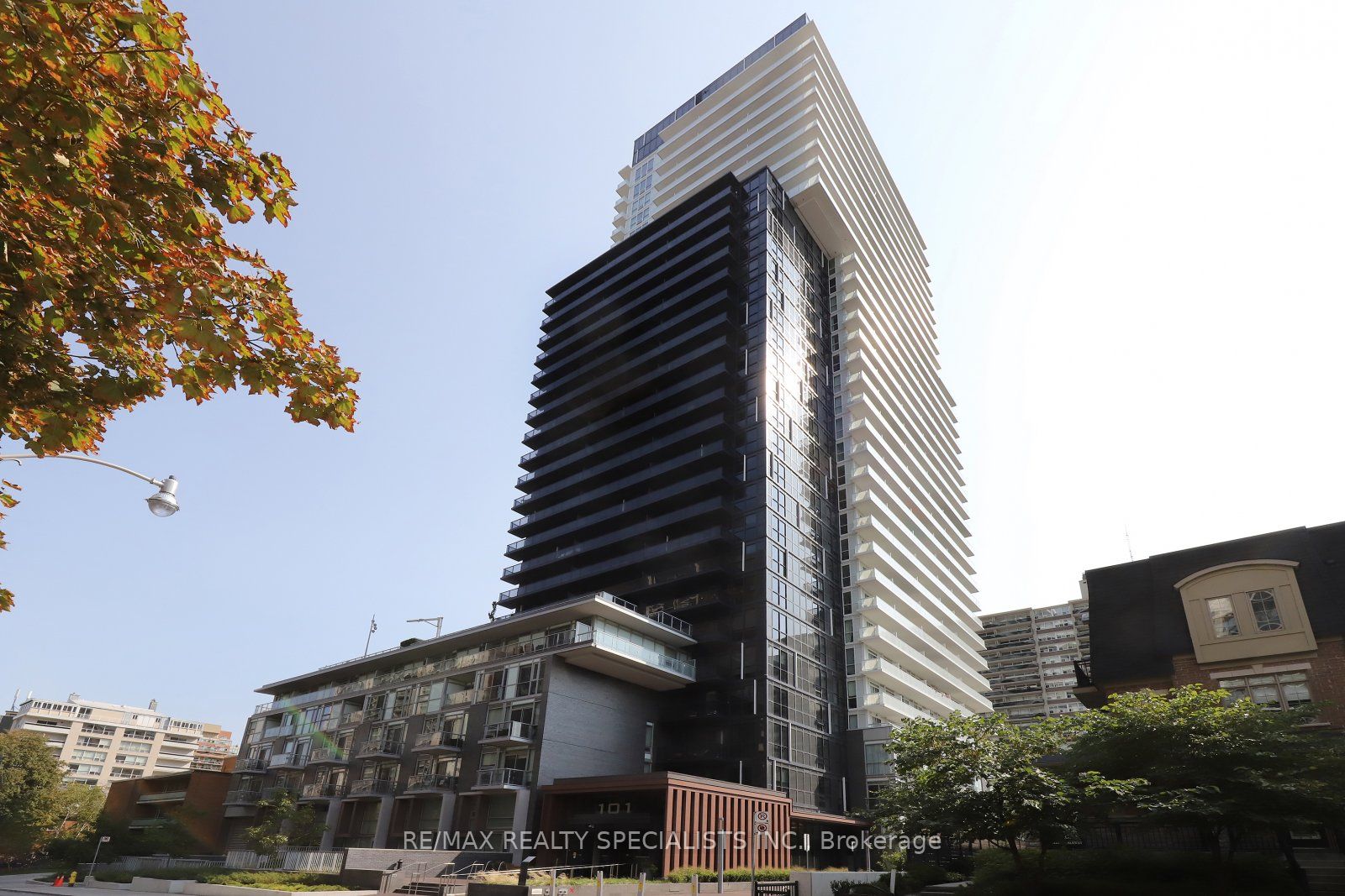 417-101 Erskine Avenue, Toronto, ON, M4P 1Y5