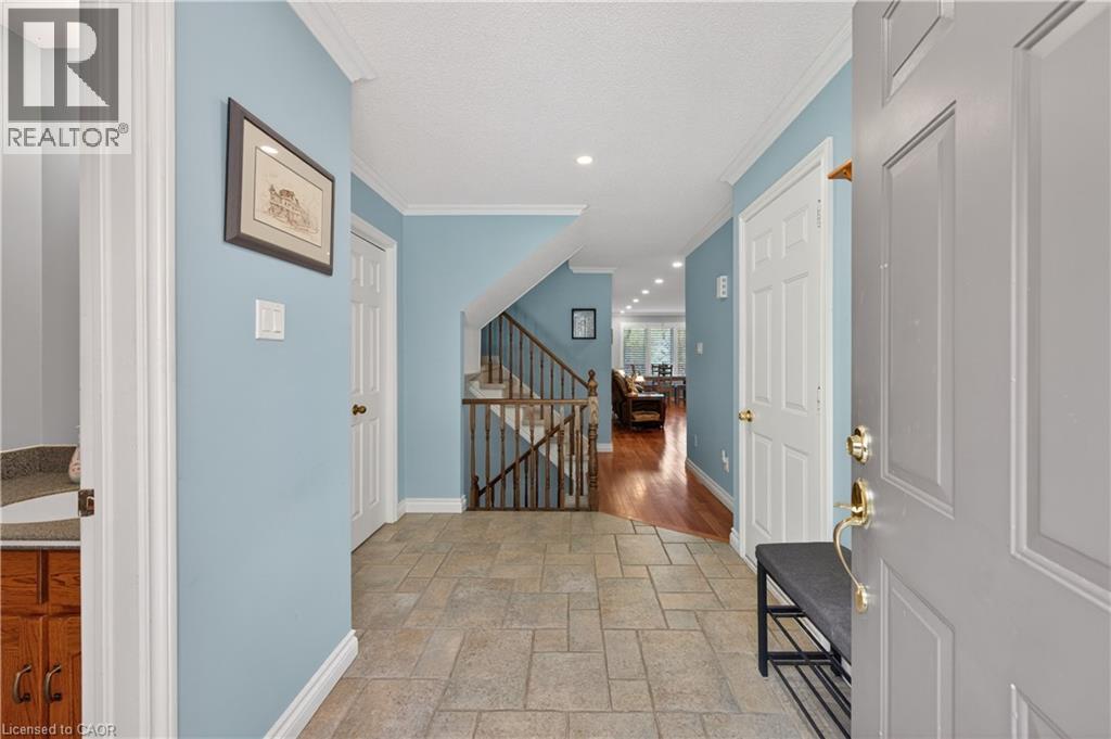 7-30 Osler Drive, Dundas, ON, L9H 6W1 photo 2