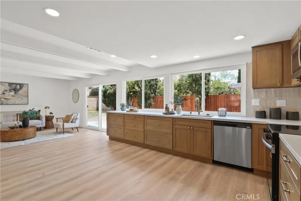 Additional image 3 of 734 S Vale Ave, Anaheim, CA 92806