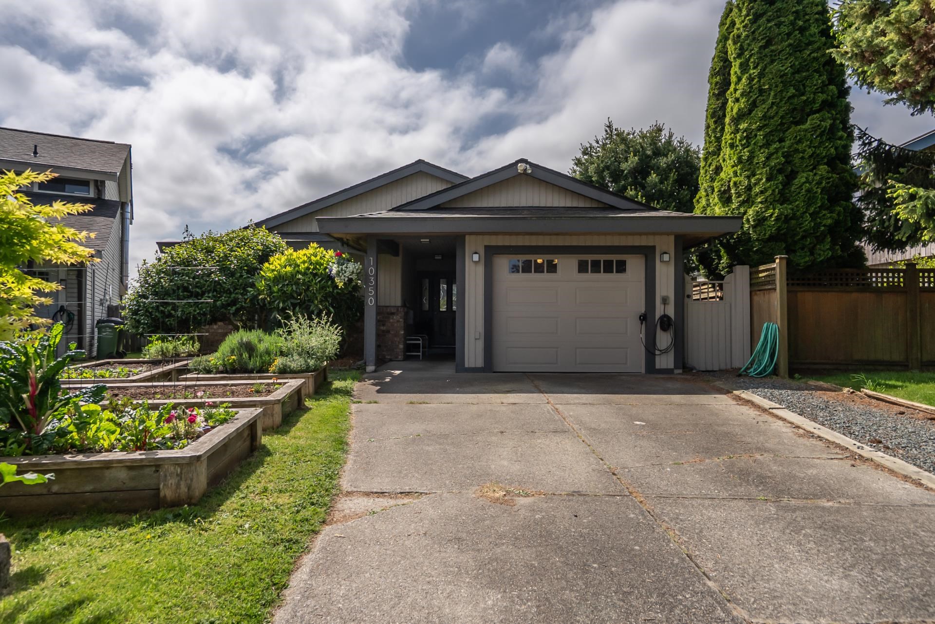 10350 Hollybank Drive, Richmond, BC, V7E 4S5