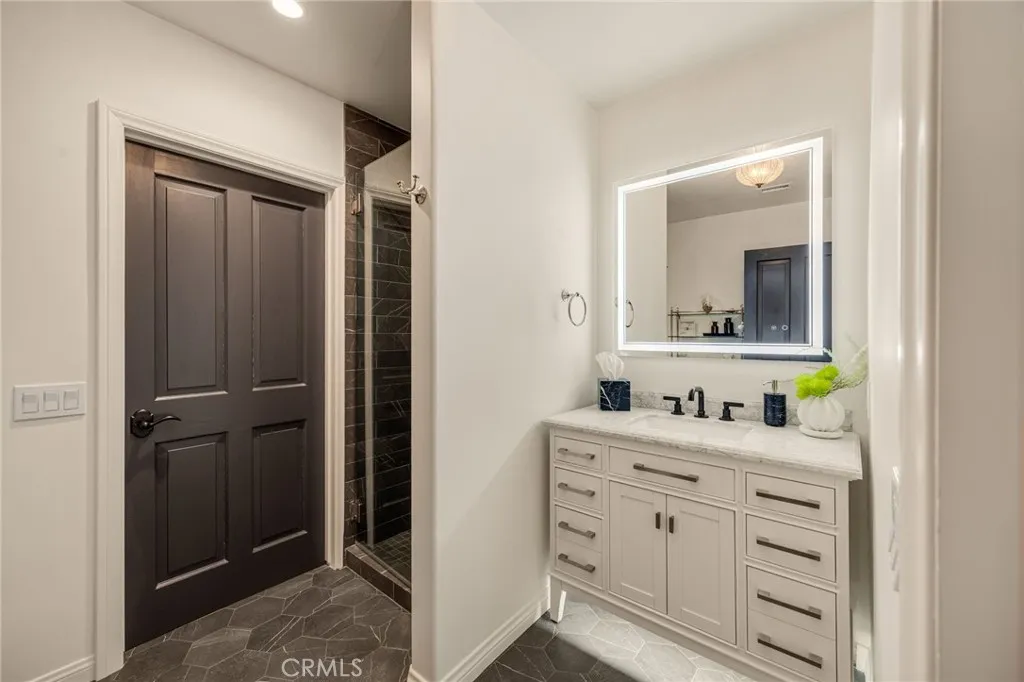 Additional image 49 of 3854 Hampstead Rd, La Canada Flintridge, CA 91011