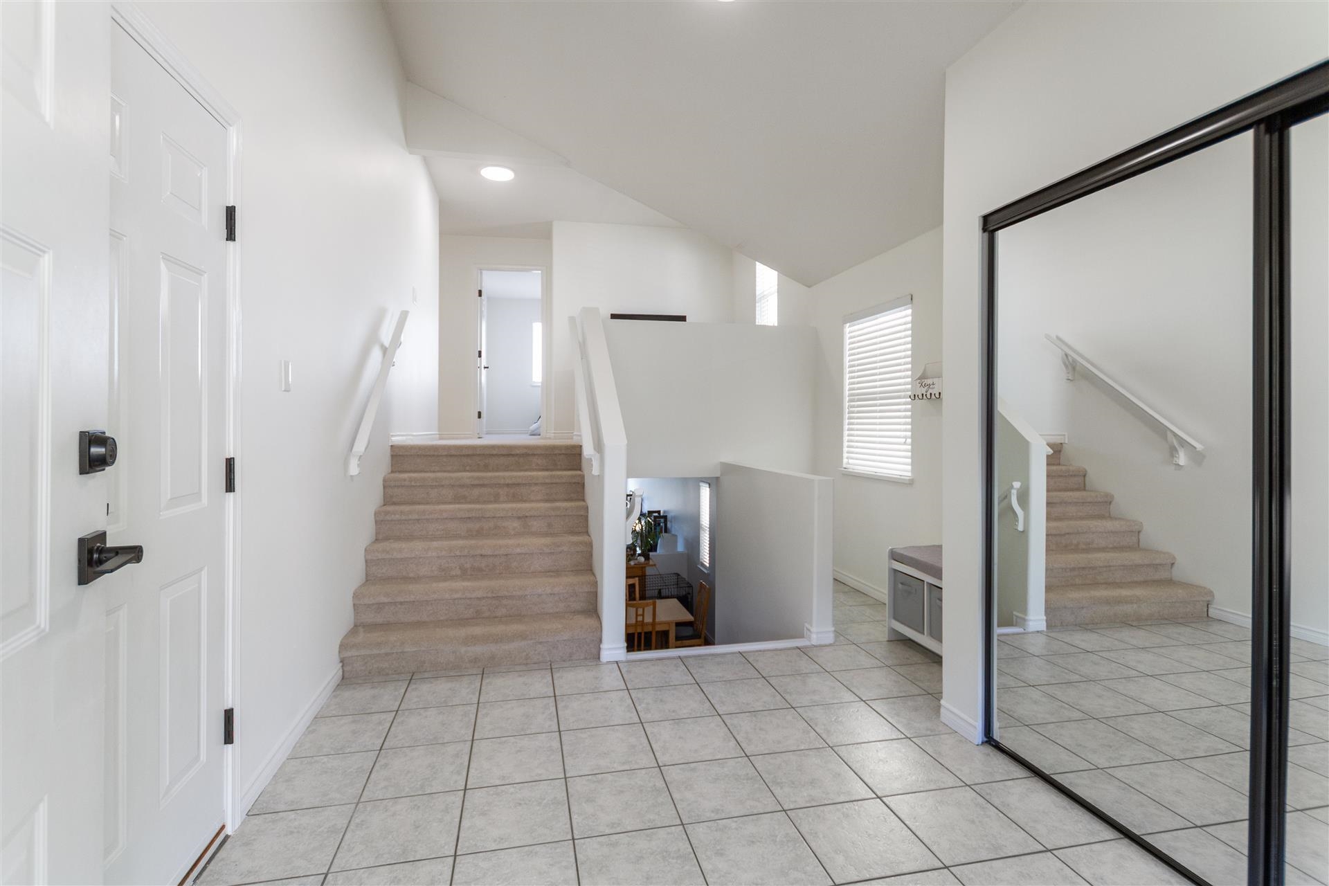 Additional image 3 of 5-1615 Shaughnessy Street, Port Coquitlam, BC, V3C 6K9