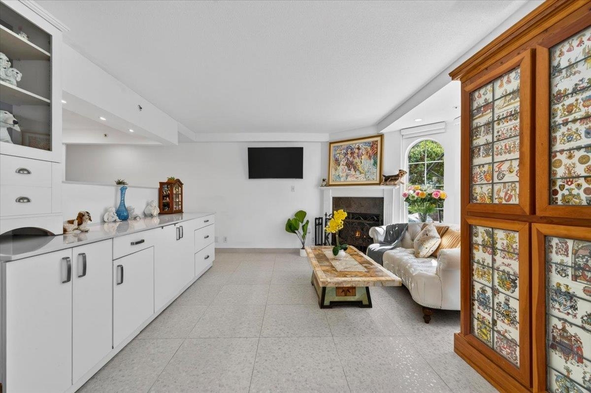 Additional image 5 of 101-888 Bute Street, Vancouver, BC, V6E 1Y5
