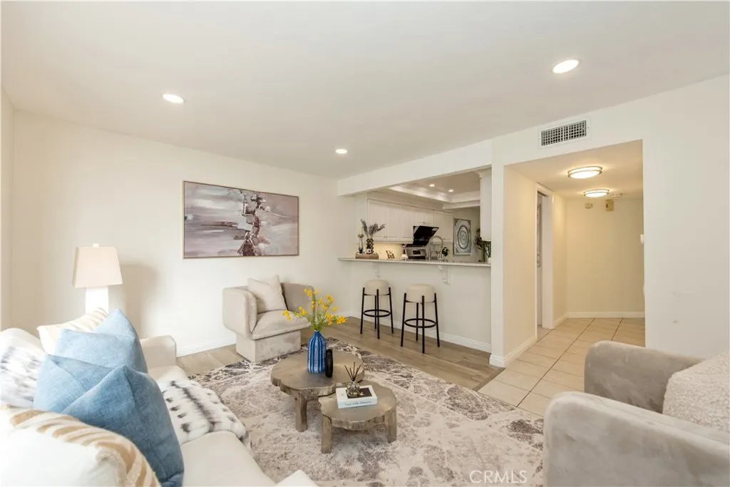 Additional image 57 of 19 Alabaster, Irvine, CA 92614