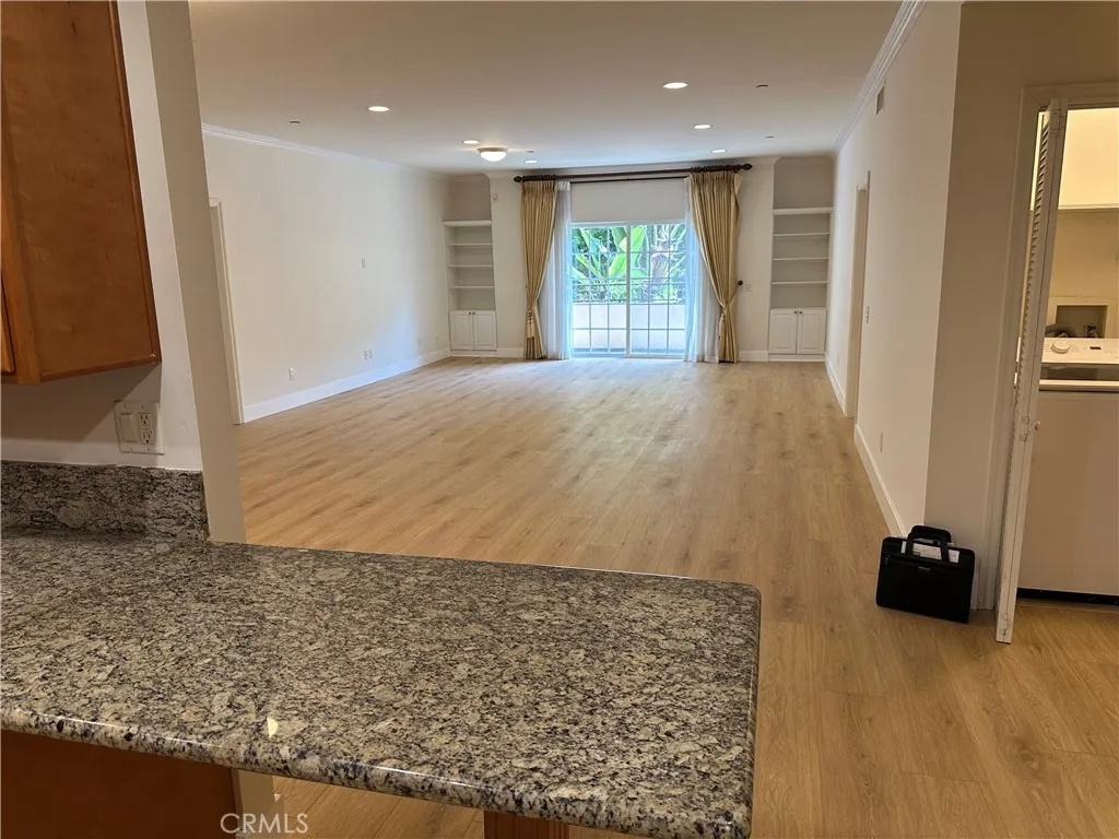 Additional image 40 of 722 S Oxford Avenue Unit 103, Los Angeles, CA 90005