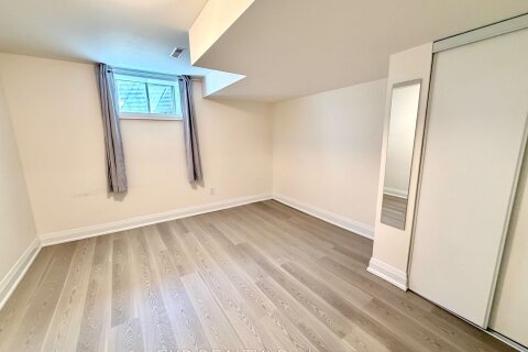 Additional image 8 of Lower-343 Chester Le Boulevard, Toronto, ON, M1W 2K8