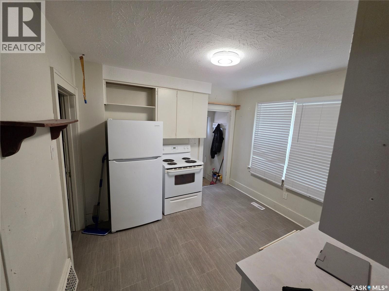 Additional image 4 of 1533 Elphinstone Street, Regina, SK, S4T3M8