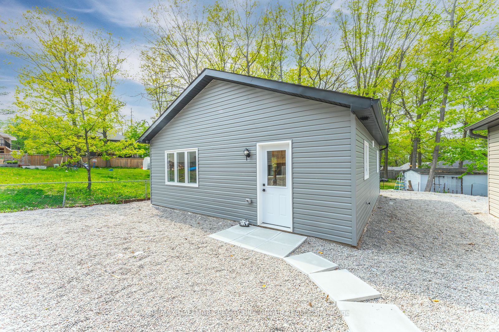 Garden Suite-176 Cundles Road W, Barrie, ON, L4N 5N2