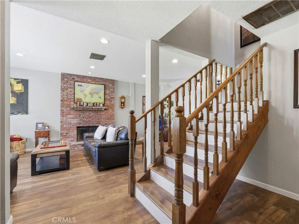 Additional image 67 of 22319 Lull Street, Canoga Park, CA 91304