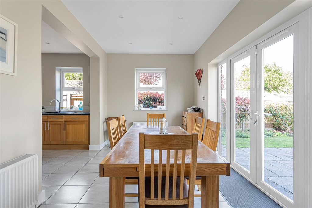 Additional image 8 of 4 bed detached house for saleCollege Rise, Maidenhead SL6