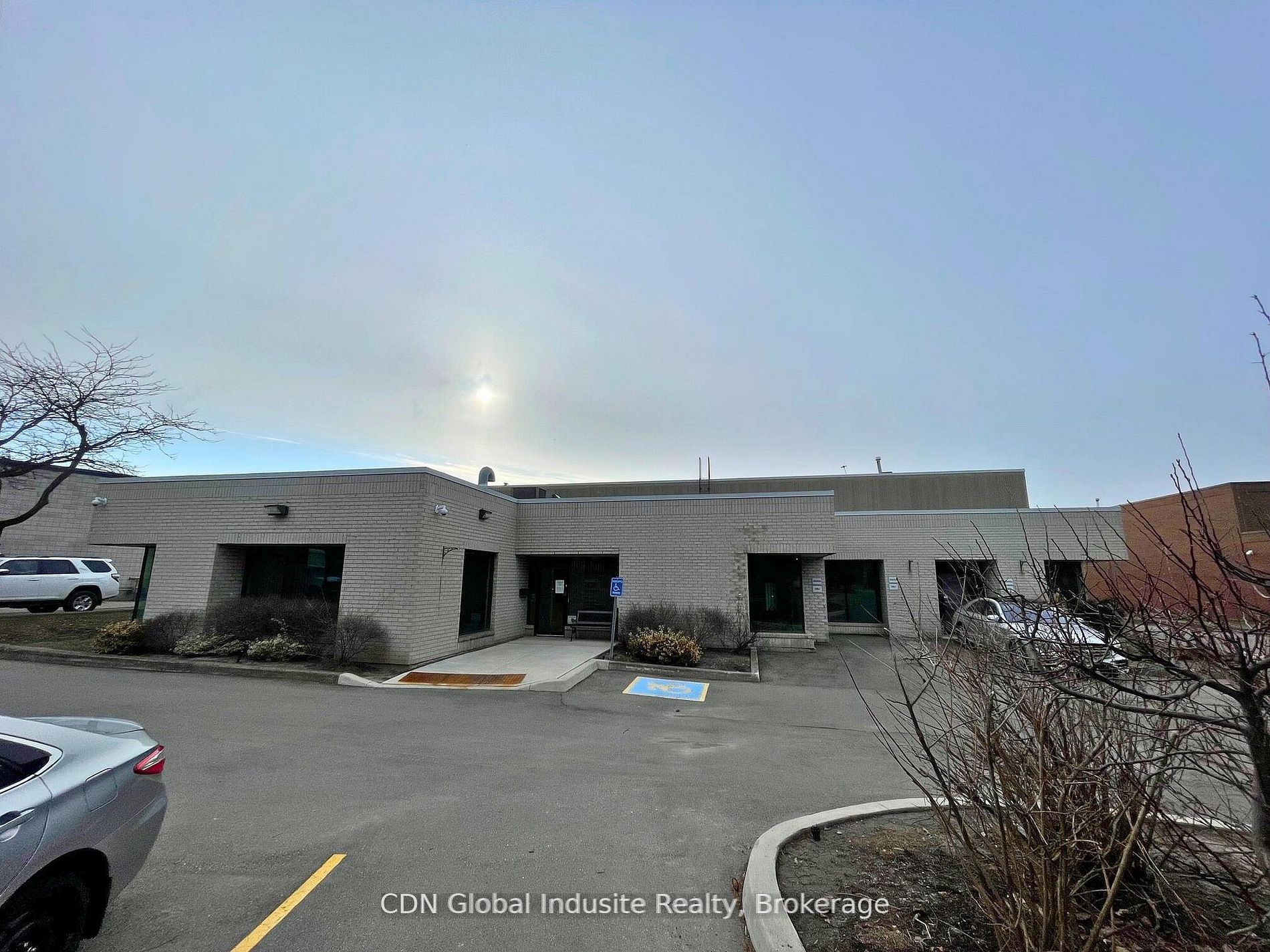#A-2596 Dunwin Drive, Mississauga, ON, L5L 1J5