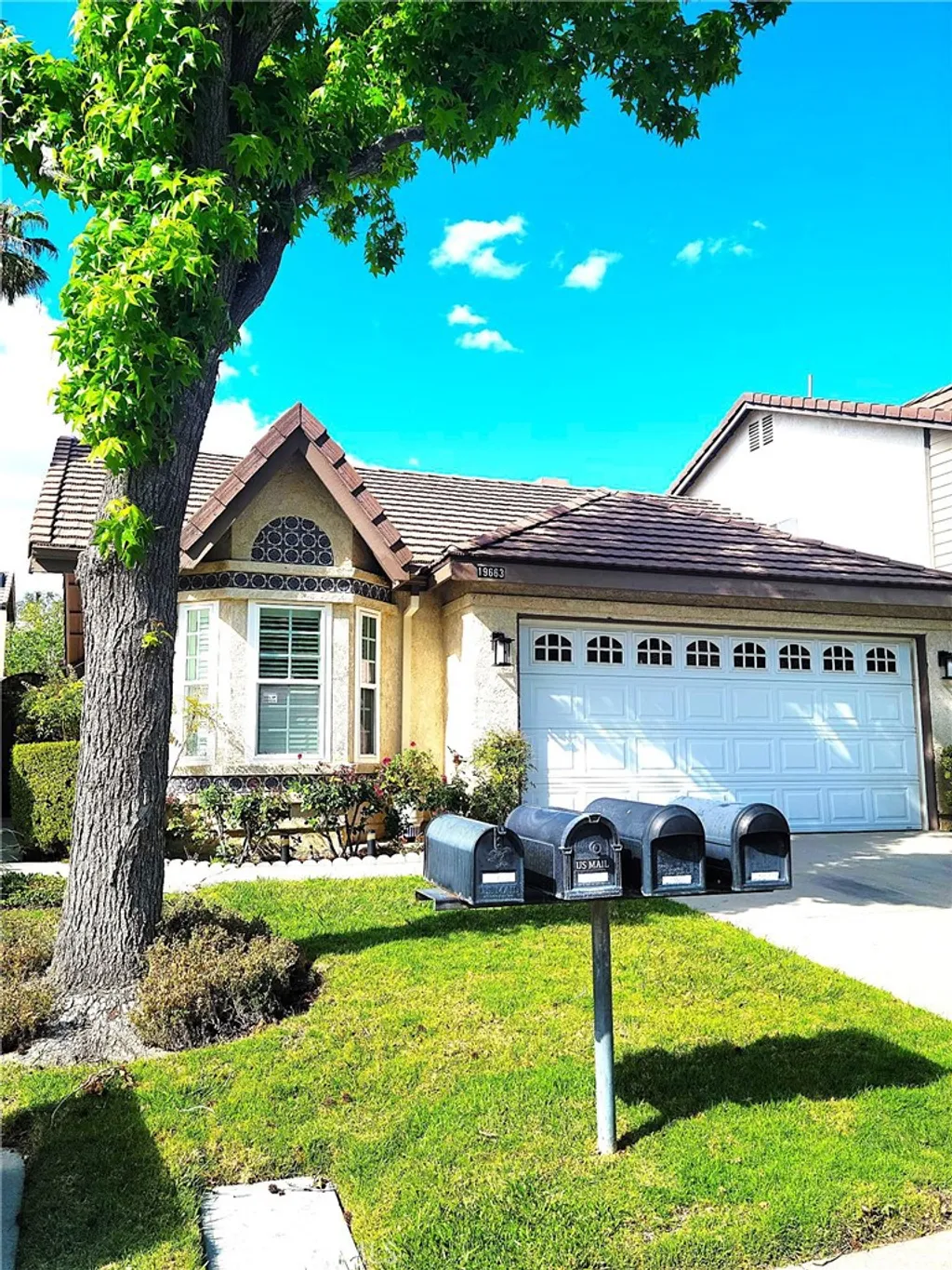 19663 Bruces Place, Canyon Country, CA 91351