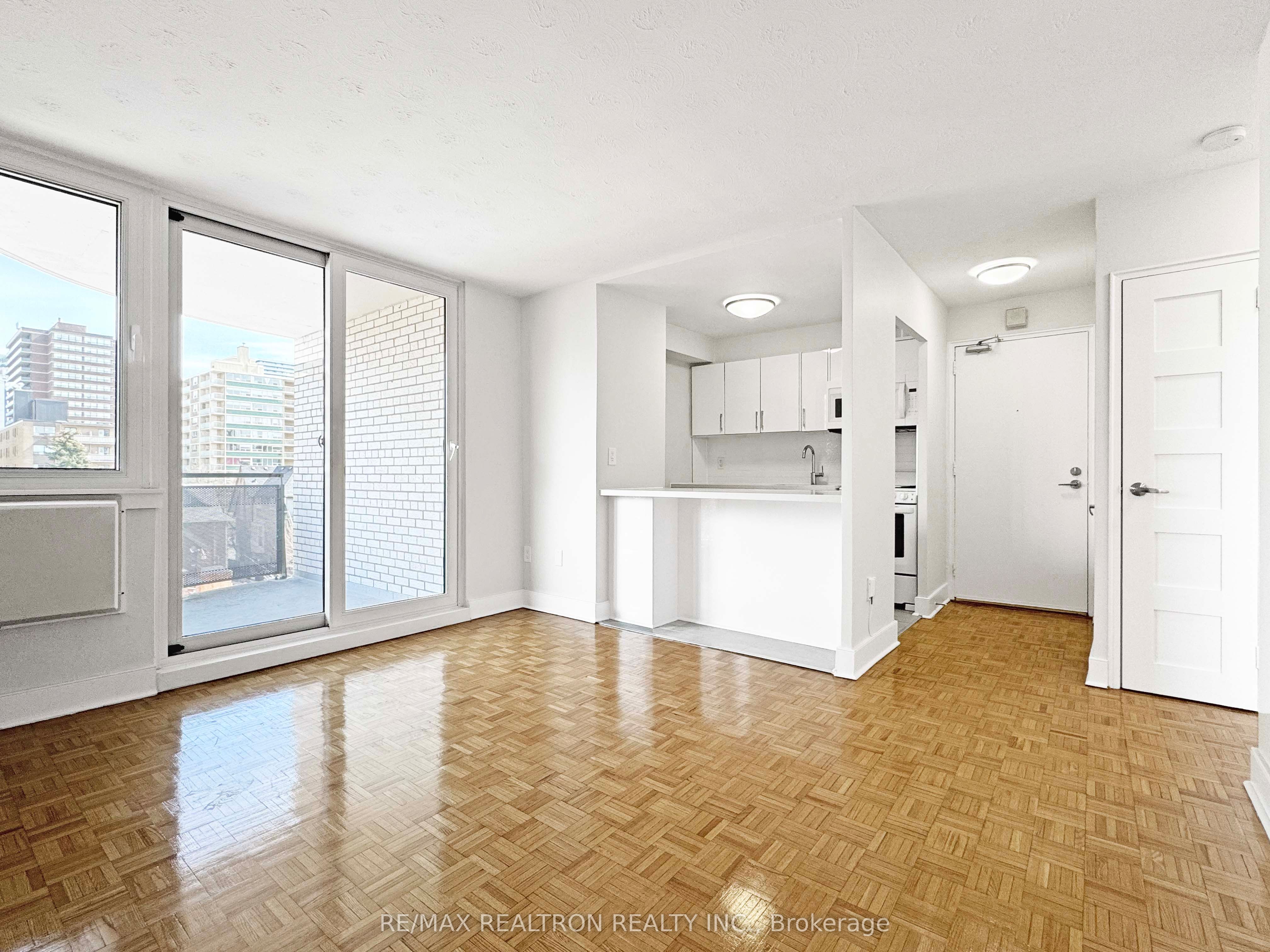 Additional image 2 of 505-485 Huron Street, Toronto, ON, M5R 2R5
