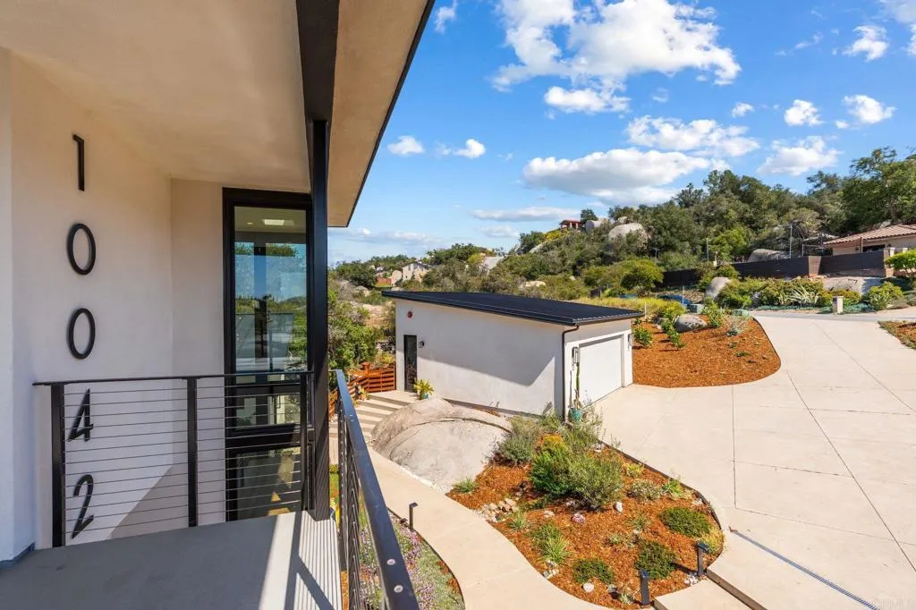 Additional image 51 of 10042 Tall Oak Dr, Escondido, CA 92026