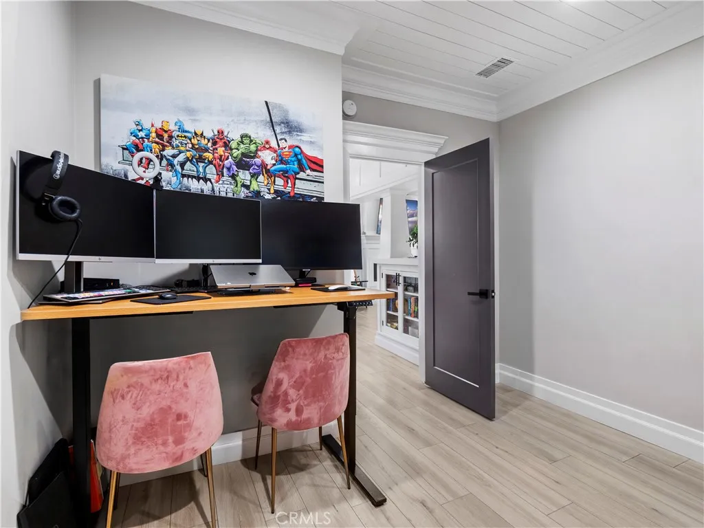 Additional image 34 of 2330 W 29th Place, Los Angeles, CA 90018