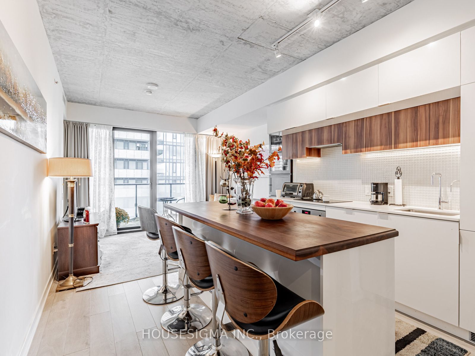 Additional image 2 of 1201-185 Roehampton Avenue, Toronto, ON, M4P 1R4