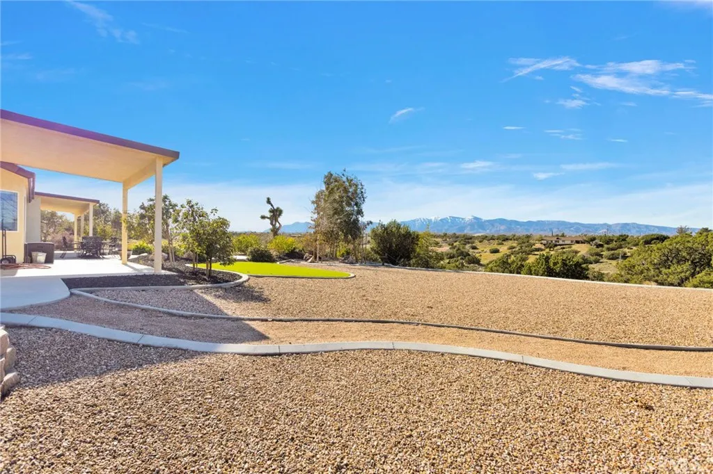 Additional image 115 of 8140 Heartland Cir, Oak Hills, CA 92344