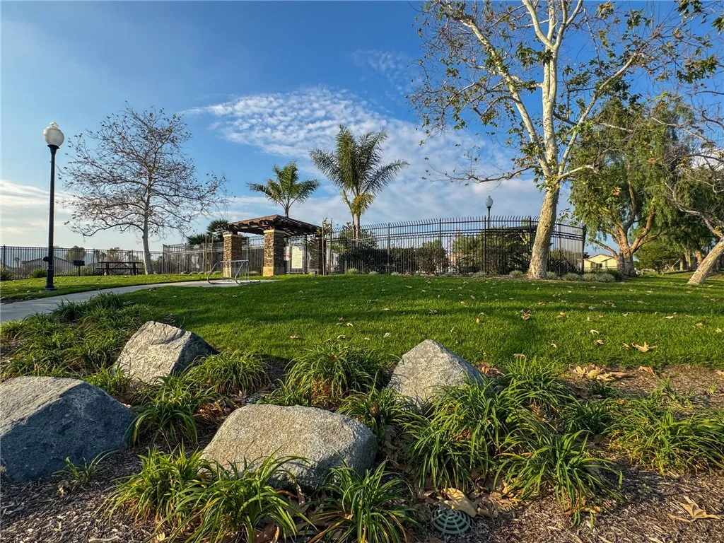 12323 Mesa Grove Dr, Riverside, CA 92503