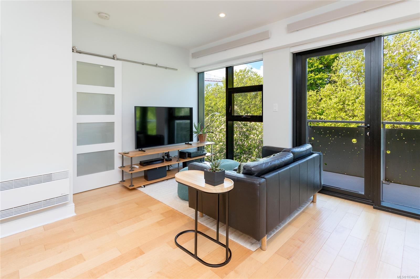 Additional image 5 of N408-1105 Pandora Avenue, Victoria, BC, V8V 3P9